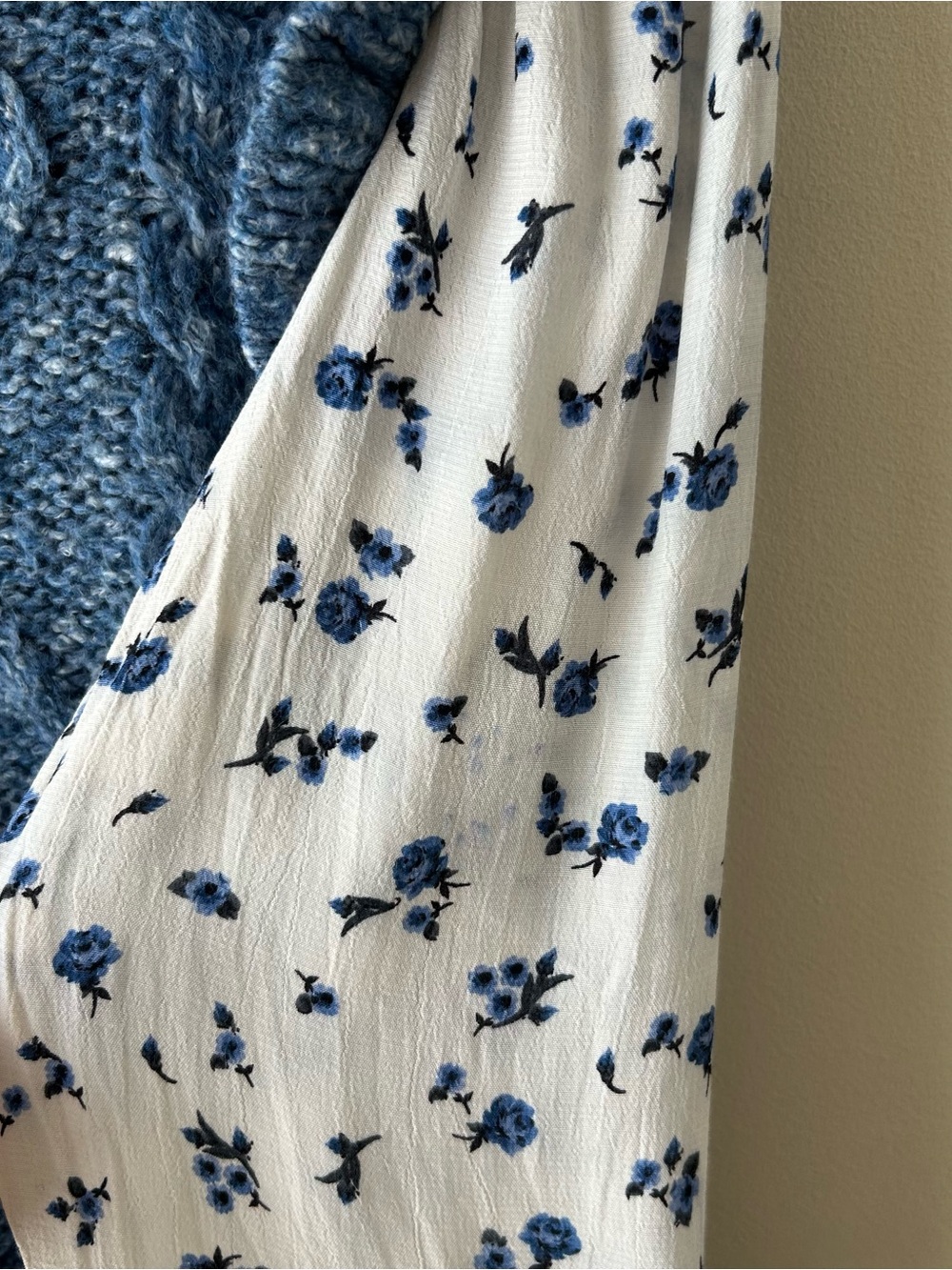 Anthropologie Maeve Layered Sweater Vest Blue White Floral L - Picture 13 of 14